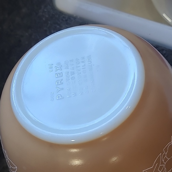 VTG Pyrex Woodland 1.5qt Mixing Bowl - Picture 5 of 7